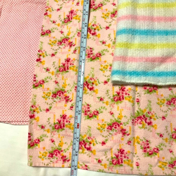 🆕 Sesame Beginnings Baby 2 Pack Flannel Receiving Blankets Plus 3 Used Blankets - Picture 6 of 8